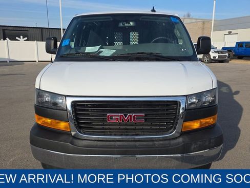 Used 2024 GMC Savana 2500 w/ Driver Convenience Package image 8