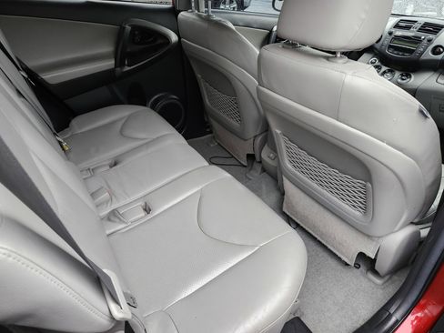 Used 2011 Toyota RAV4 Limited w/ Limited Extra Value Pkg AWD/4WD image 20