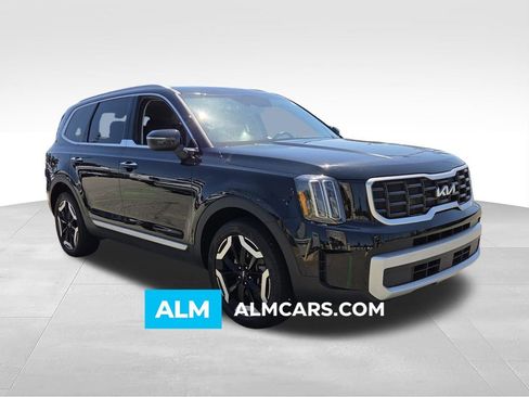 Used 2025 Kia Telluride S FWD image 1
