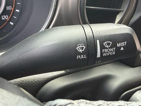Used 2018 Jeep Wrangler Sport AWD/4WD image 21