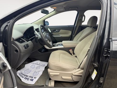 Used 2013 Ford Edge SE FWD image 9