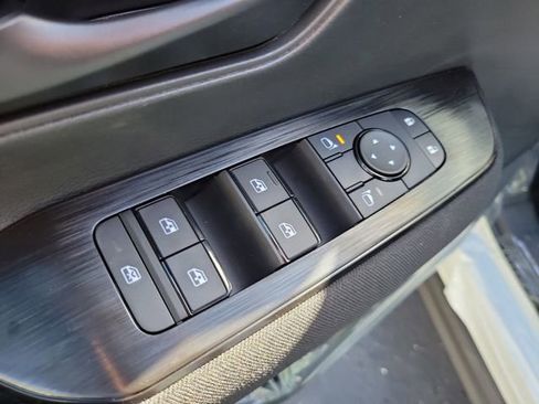 New 2026 Nissan Kicks S image 15