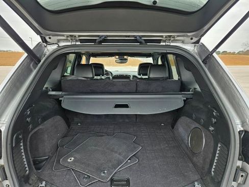 Used 2020 Jeep Grand Cherokee Limited w/ Luxury Group II image 22