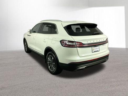 Used 2020 Lincoln Nautilus Premier w/ Equipment Group 101A image 28