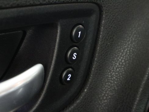 Used 2021 Dodge Charger SXT w/ Leather Interior Group image 34