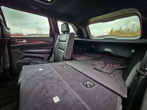 Used 2015 Jeep Grand Cherokee Overland image 37