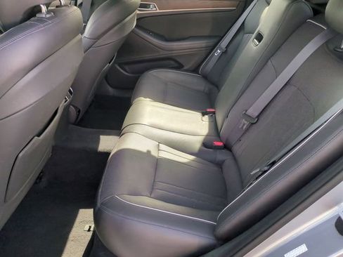 Used 2015 Hyundai Genesis 3.8 image 27