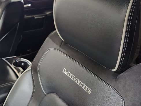 Used 2024 RAM 1500 Laramie AWD/4WD image 35