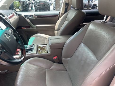 Used 2018 Lexus GX 460 Luxury AWD/4WD image 10
