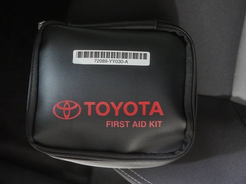 Used 2024 Toyota Tacoma TRD Sport image 45