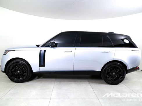 Used 2024 Land Rover Range Rover Long Wheelbase SE AWD/4WD image 5