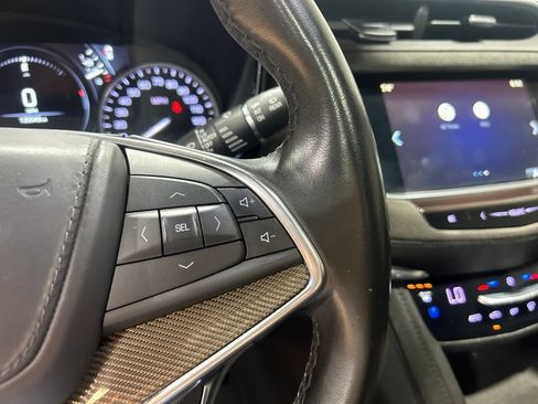 Used 2018 Cadillac XT5 Platinum AWD/4WD image 36