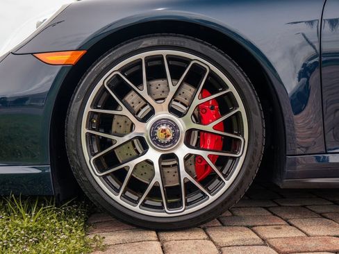 Used 2015 Porsche 911 Turbo AWD/4WD image 15