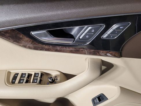 Used 2017 Audi Q7 3.0T Premium image 19