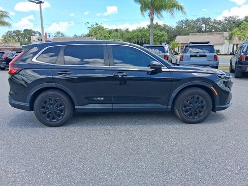 Used 2023 Honda CR-V LX image 4
