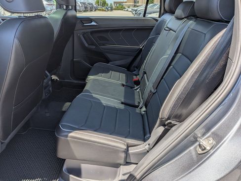 Used 2023 Volkswagen Tiguan SEL R-Line image 30