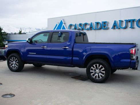 Used 2023 Toyota Tacoma Limited image 6