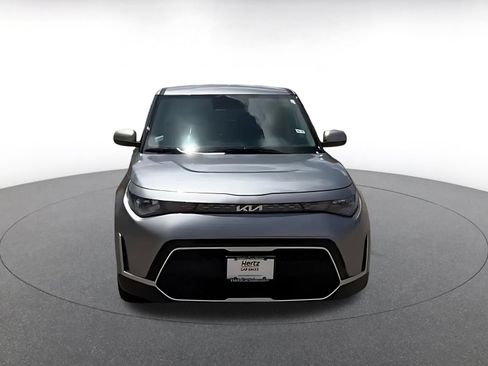 Used 2025 Kia Soul LX w/ LX Technology Package FWD image 3