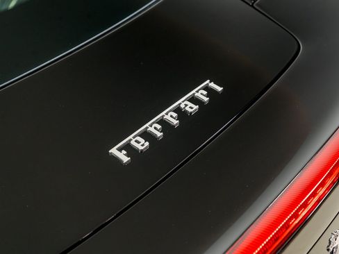 Used 2010 Ferrari 458 Italia Coupe RWD image 43