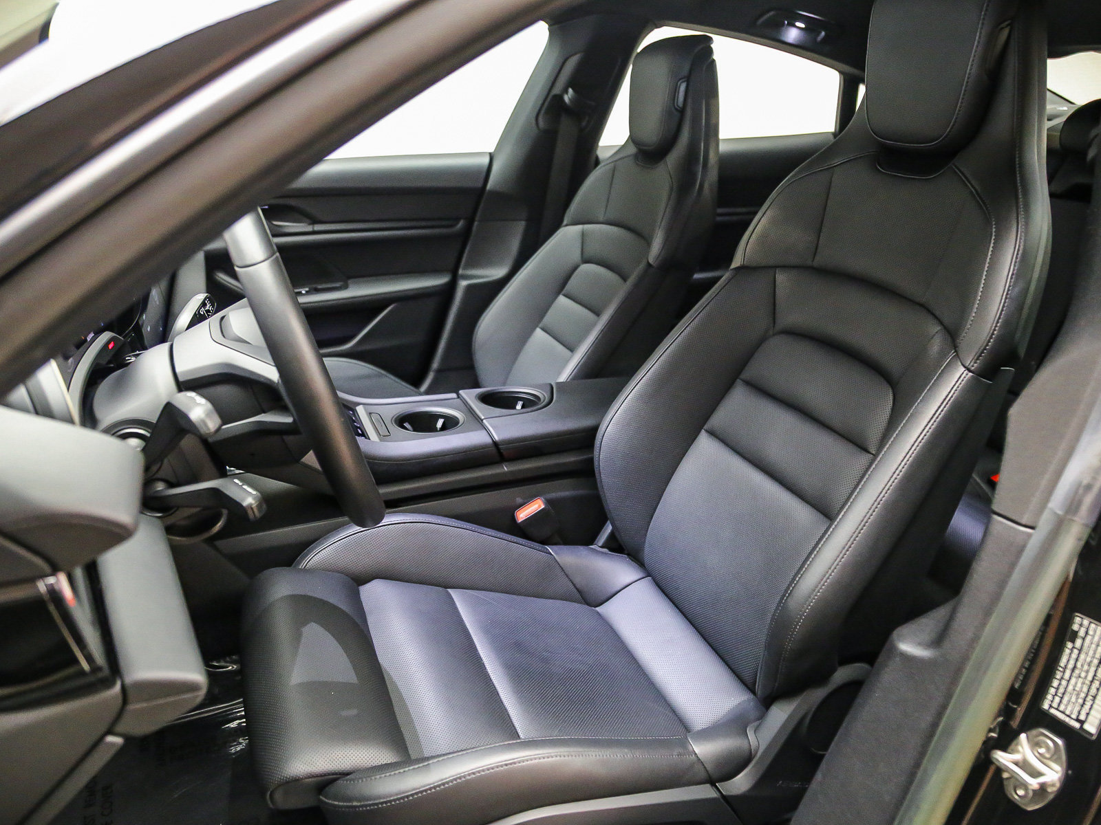 Certified 2023 Porsche Taycan RWD image 5