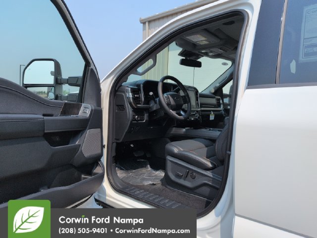 New 2026 Ford F350 Lariat w/ Black Appearance Package AWD/4WD image 9