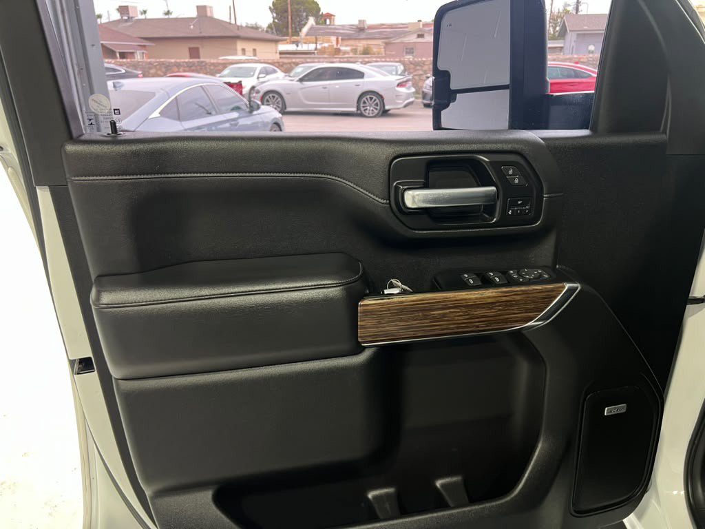 Used 2022 Chevrolet Silverado 2500 High Country AWD/4WD image 10