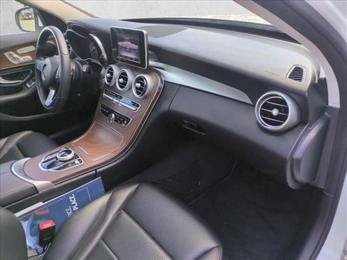 Used 2018 Mercedes-Benz C 300 Sedan image 22