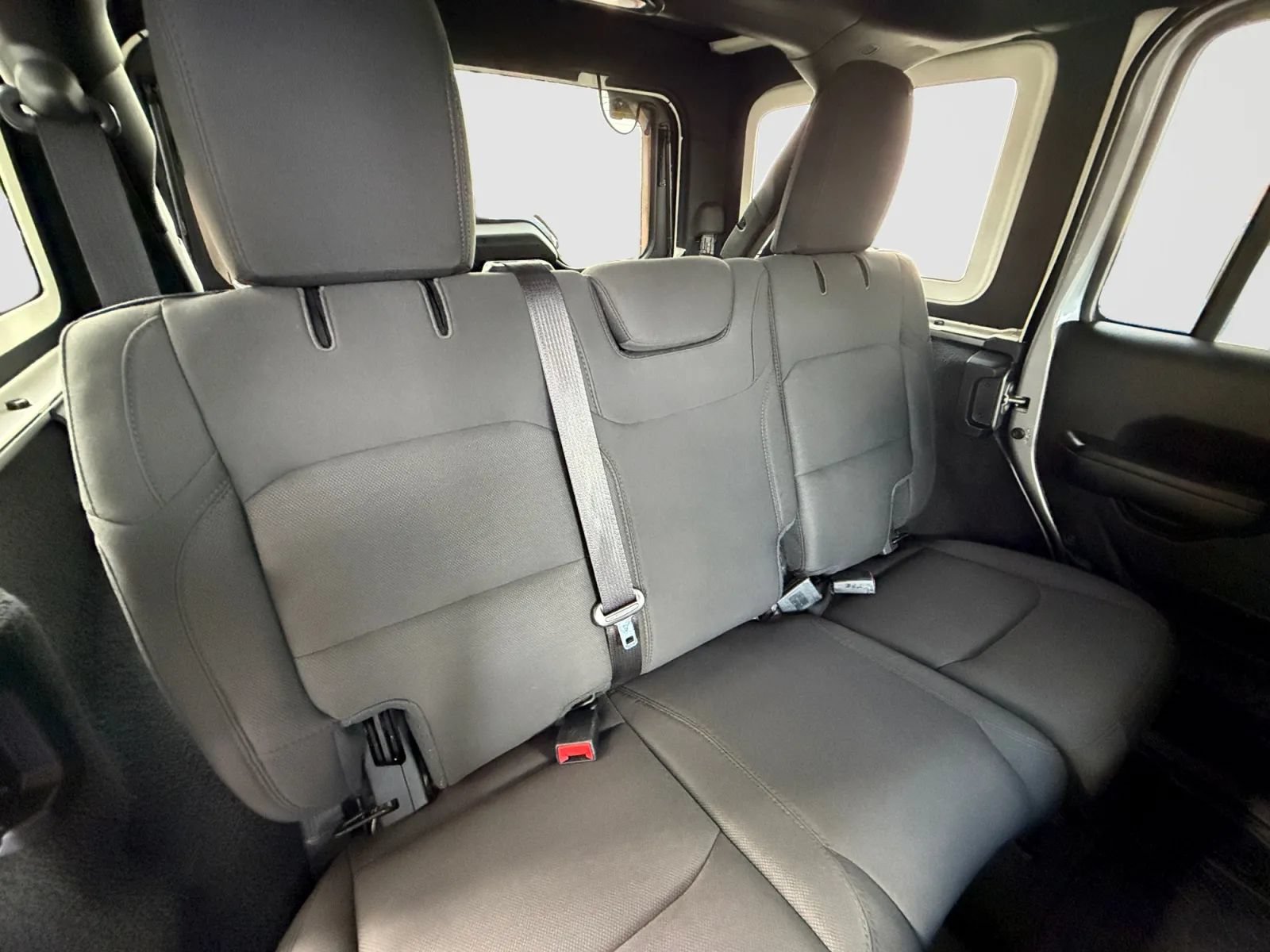 Used 2020 Jeep Wrangler Unlimited Sport AWD/4WD image 18