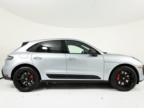 New 2026 Porsche Macan GTS image 8