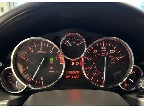 Used 2011 MAZDA MX-5 Miata Grand Touring image 19
