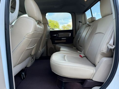 Used 2017 RAM 1500 Laramie AWD/4WD image 42