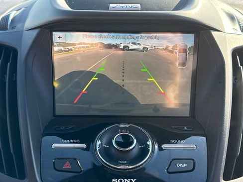 Used 2017 Ford Escape Titanium FWD image 30
