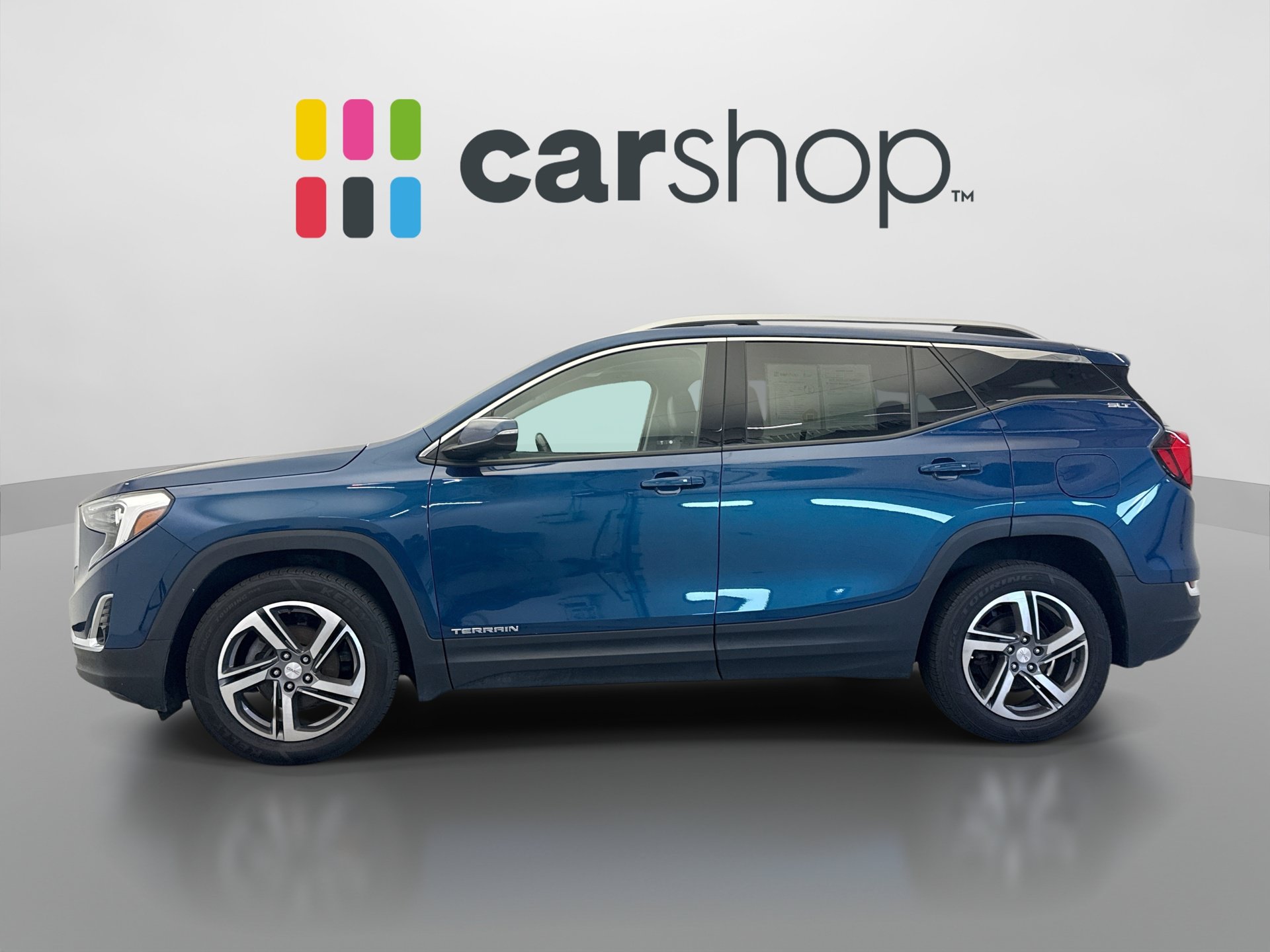 Used 2020 GMC Terrain SLT w/ Preferred Package AWD/4WD image 2