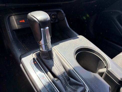 Used 2023 Honda Civic Sport image 8