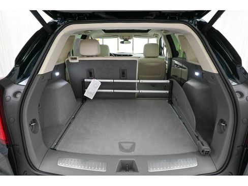 Certified 2025 Cadillac XT5 Premium Luxury image 40