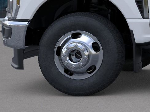 New 2026 Ford F350 King Ranch w/ Chrome Package image 21