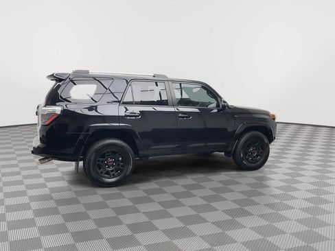 Used 2019 Toyota 4Runner SR5 Premium AWD/4WD image 40