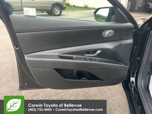Used 2024 Hyundai Elantra SEL FWD image 10