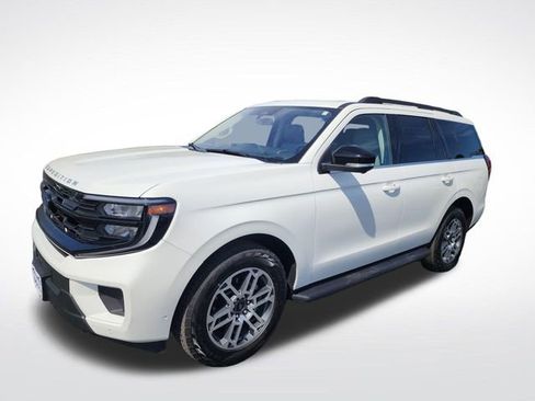 Used 2025 Ford Expedition Active image 1