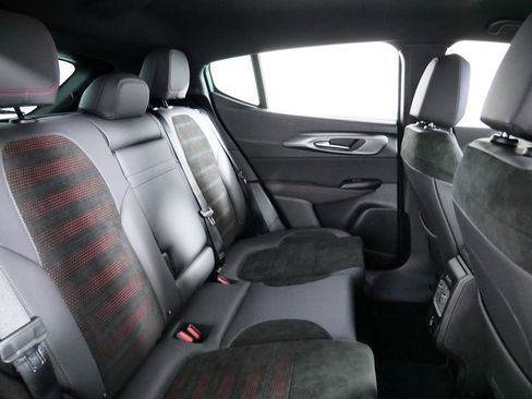 Used 2024 Dodge Hornet GT image 27