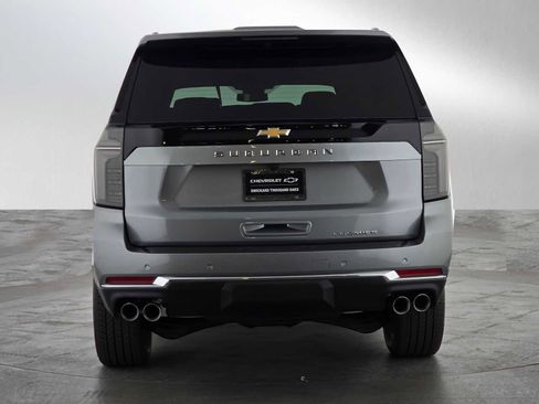 New 2025 Chevrolet Suburban Premier image 4