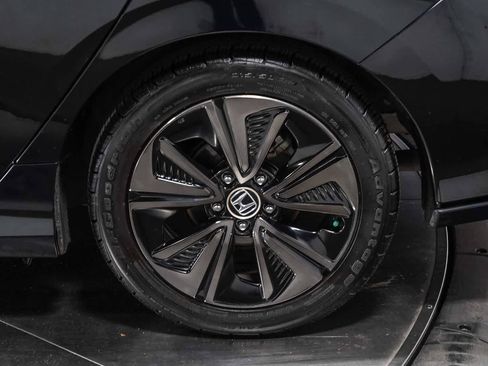 Used 2018 Honda Civic EX image 10