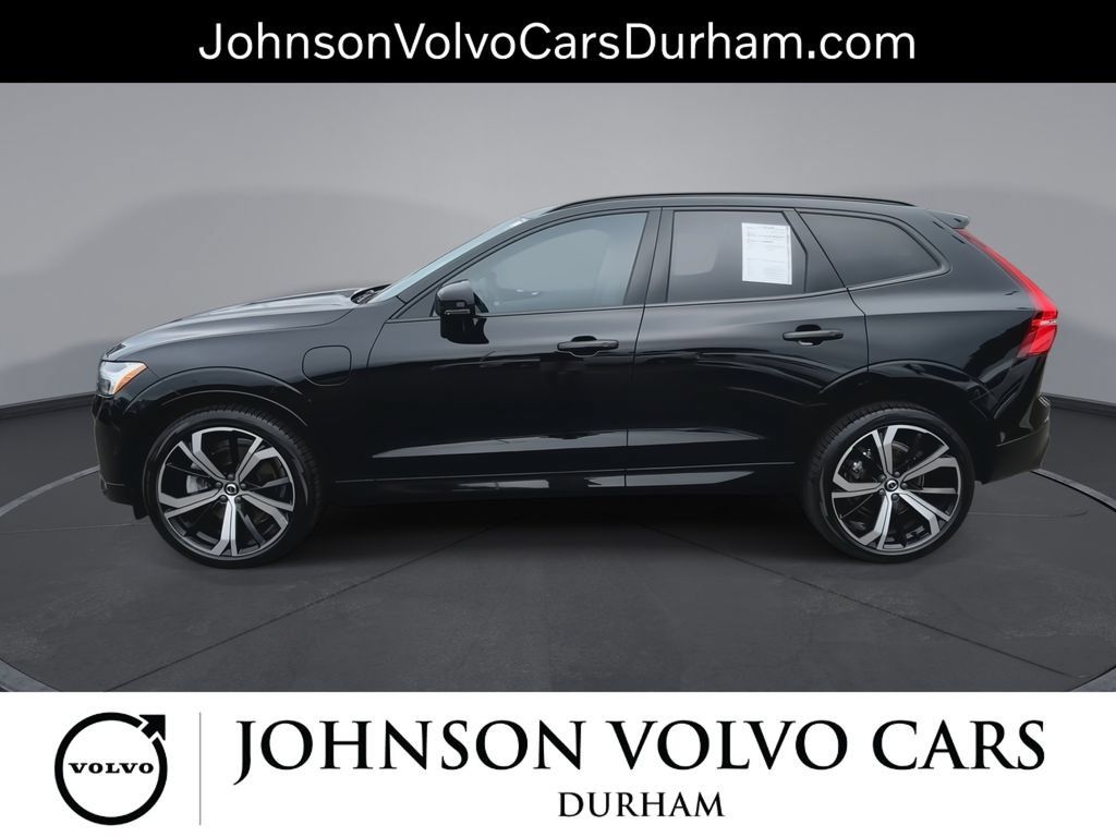 Used 2024 Volvo XC60 T8 Ultimate w/ Protection Package Premier AWD/4WD image 5