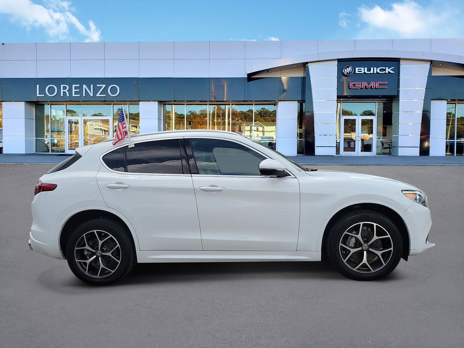 Used 2021 Alfa Romeo Stelvio Ti w/ Active Assist 2 Package TI AWD/4WD image 4