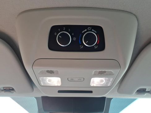 Used 2022 Ford Transit 350 XLT RWD image 29