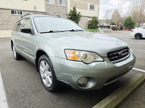 Used 2006 Subaru Outback 2.5i Special Edition w/ Popular Equipment Group 1D AWD/4WD image 7
