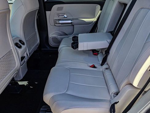 New 2026 Mercedes-Benz GLB 250 4MATIC image 30