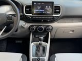 New 2025 Hyundai Venue SEL image 5