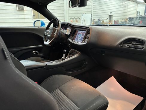 Used 2018 Dodge Challenger R/T Scat Pack w/ Dynamics Package image 25