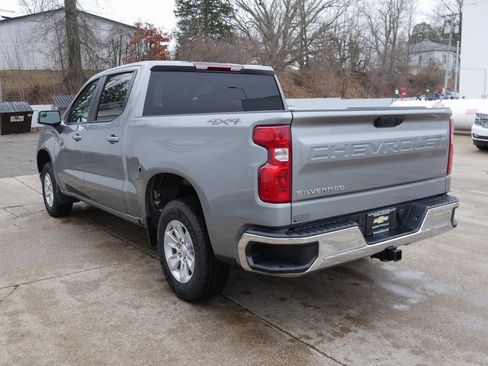 Used 2025 Chevrolet Silverado 1500 LT image 5